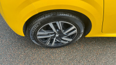 Peugeot 208 1.2 PureTech 100 Active Premium + 5dr Petrol Hatchback